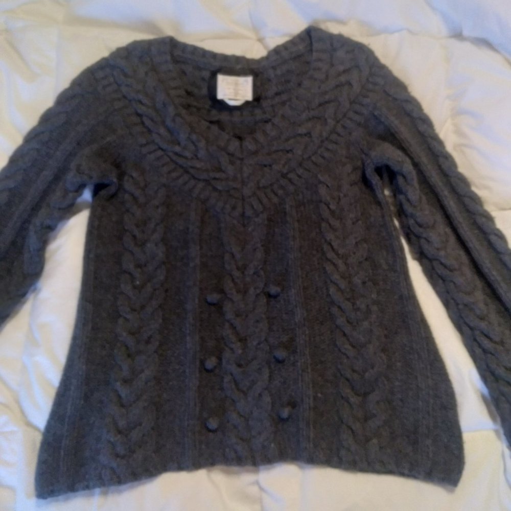 Old Navy Cable Wide Sleeve Sweater